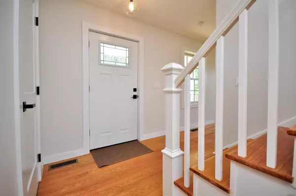 Litchfield, CT 06759,137 Buell Road