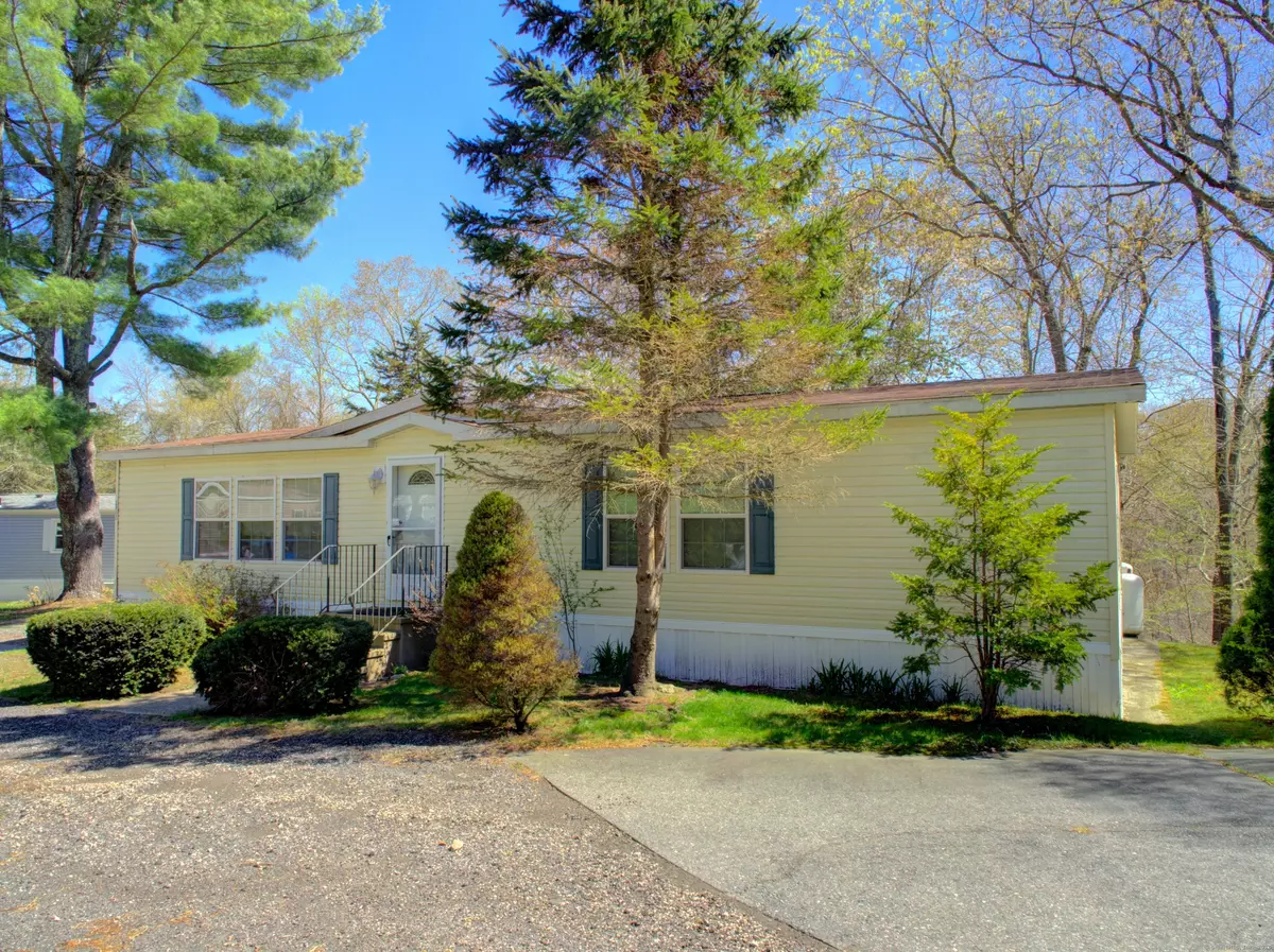 Montville, CT 06370,296A Oxoboxo Dam Road
