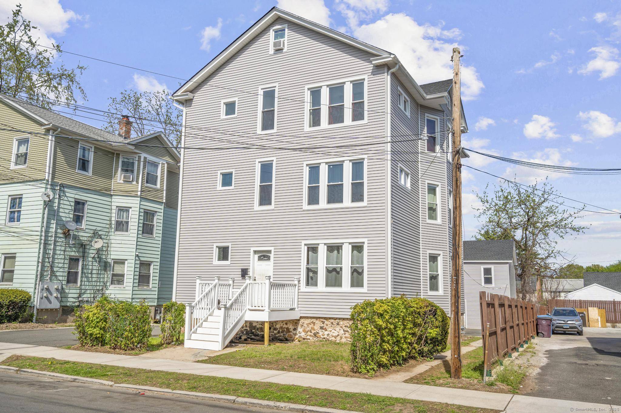 New Britain, CT 06051,279 Oak Street