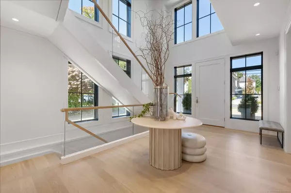 Greenwich, CT 06830,48 Lexington Avenue