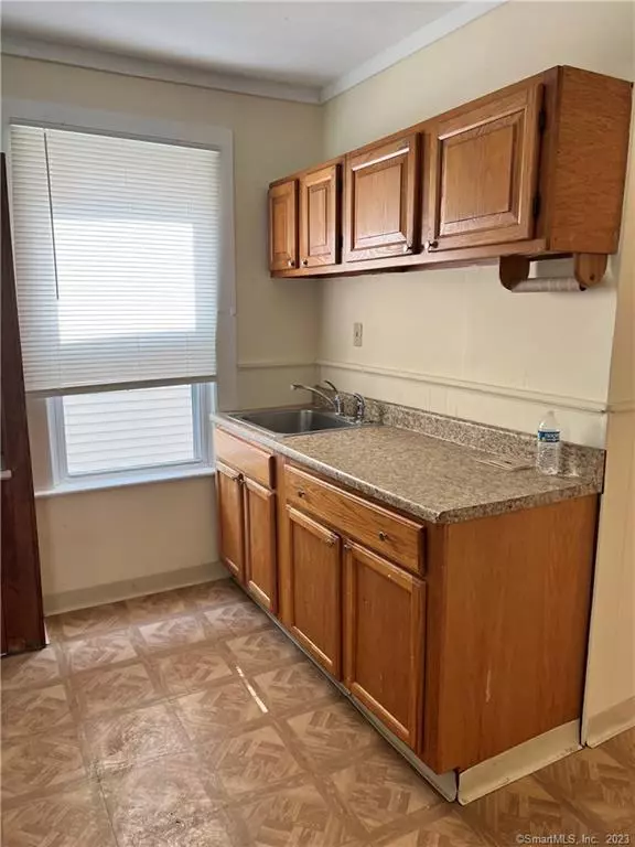 259 Humphrey Street ##2, New Haven, CT 06511