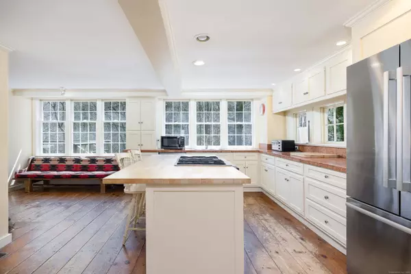 Killingworth, CT 06419,180 Green Hill Road