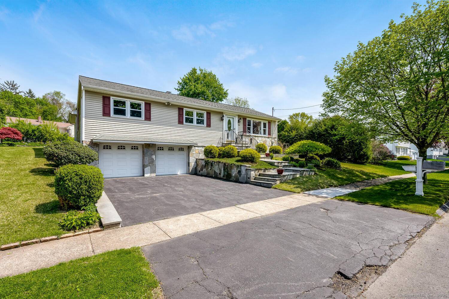 Stratford, CT 06614,250 Glenn Drive