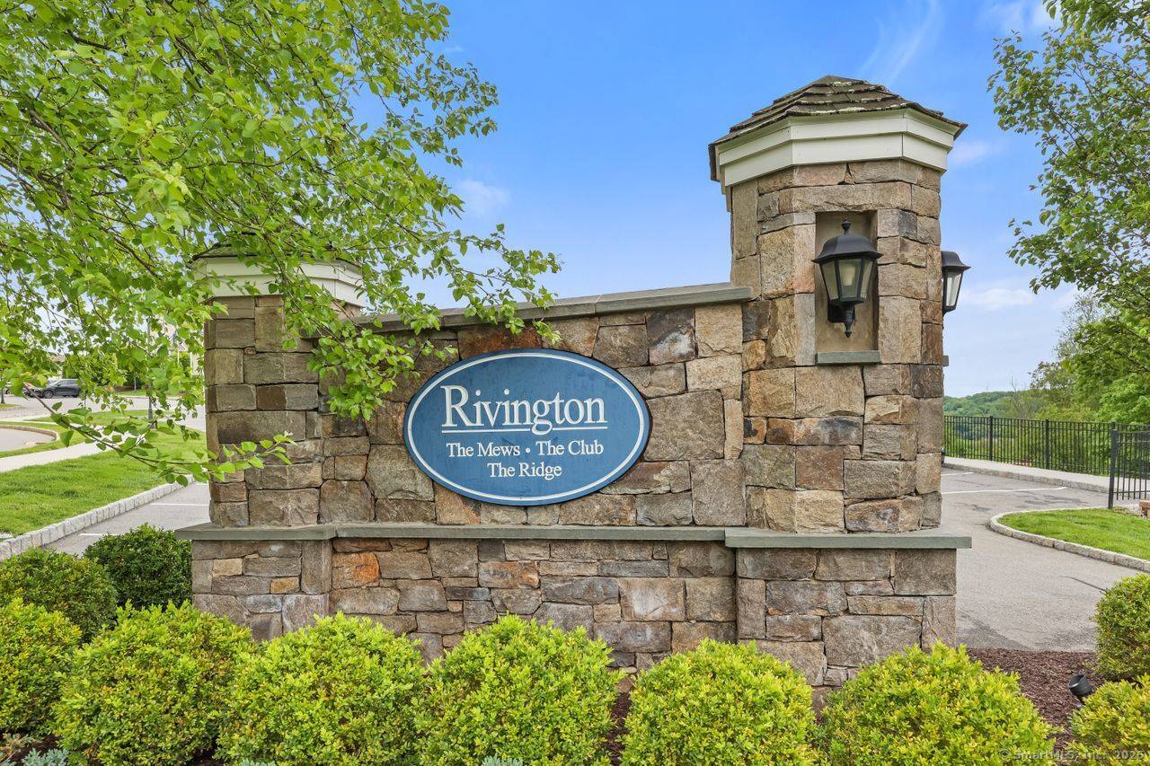 Danbury, CT 06810,1022 Country View Road #1022