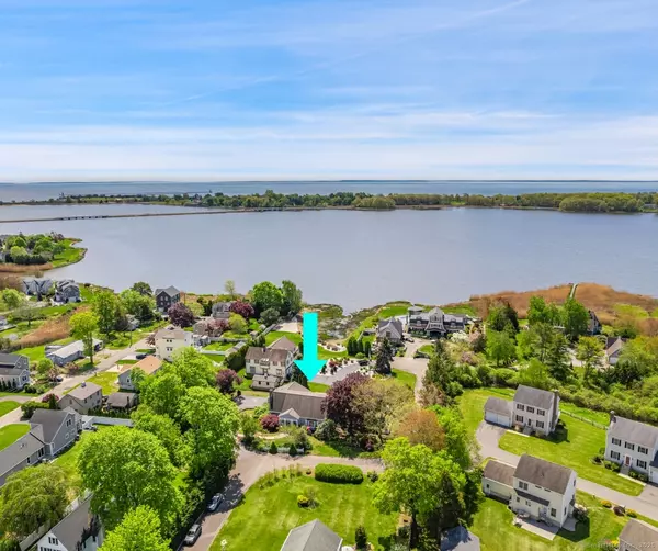 1 Lighthouse Lane, Old Saybrook, CT 06475