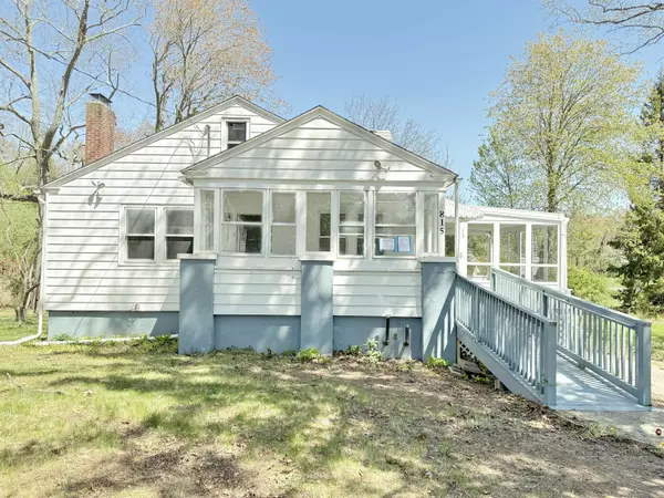 Orange, CT 06477,815 Alling Road