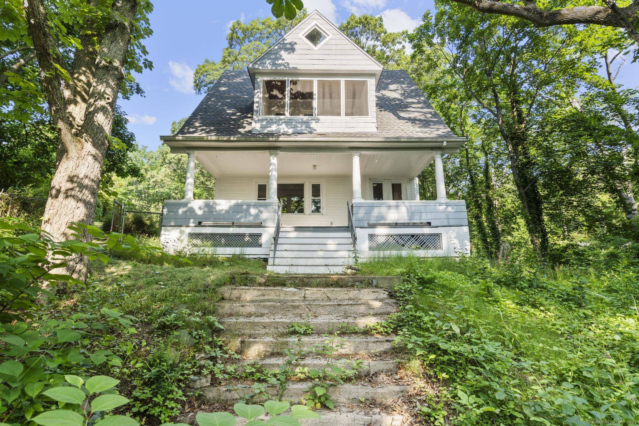 516 Savin Avenue, West Haven, CT 06516