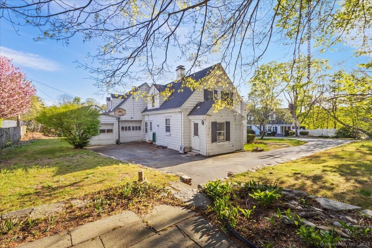 Norwich, CT 06360,8 Arlington Heights