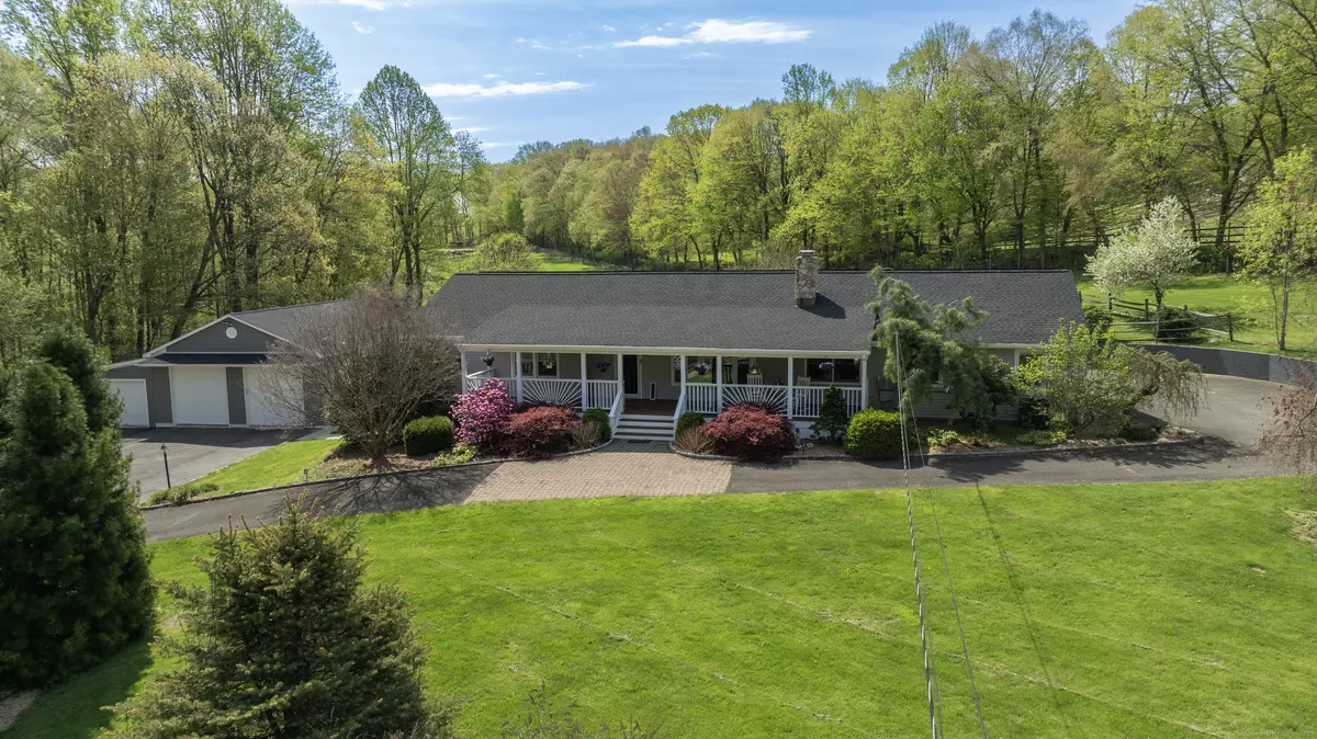 Newtown, CT 06470,41 Castle Meadow Road