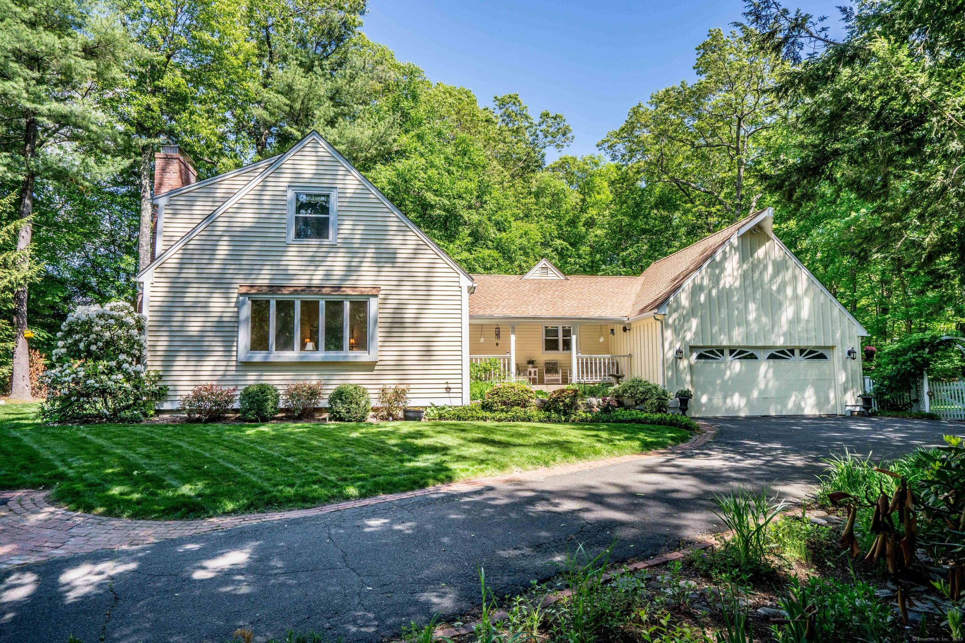 Avon, CT 06001,440 Huckleberry Hill Road