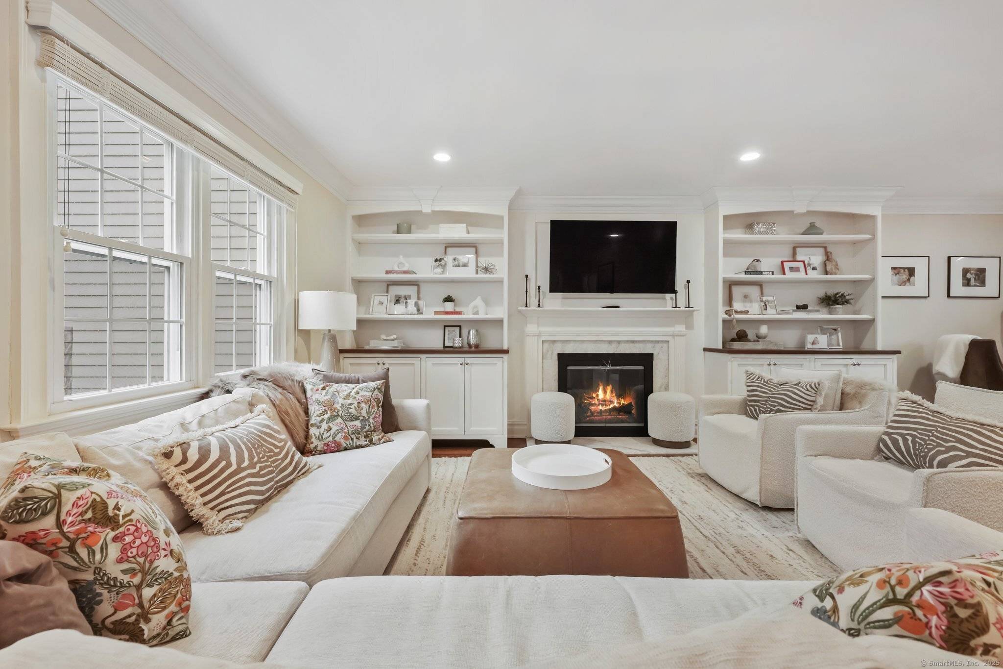 New Canaan, CT 06840,123 Richmond Hill Road #20