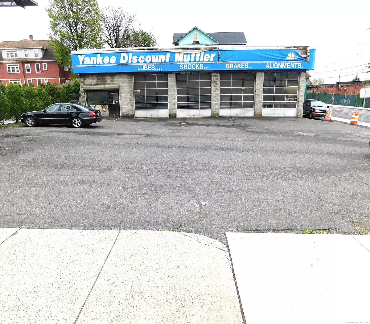 Bridgeport, CT 06610,1290 Boston Avenue