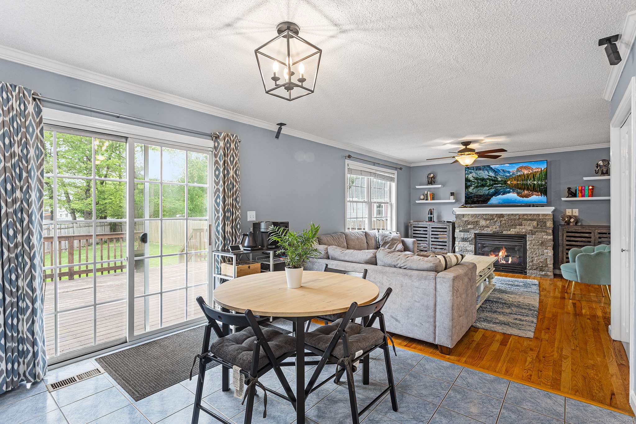 Wethersfield, CT 06109,11 Livingston Street