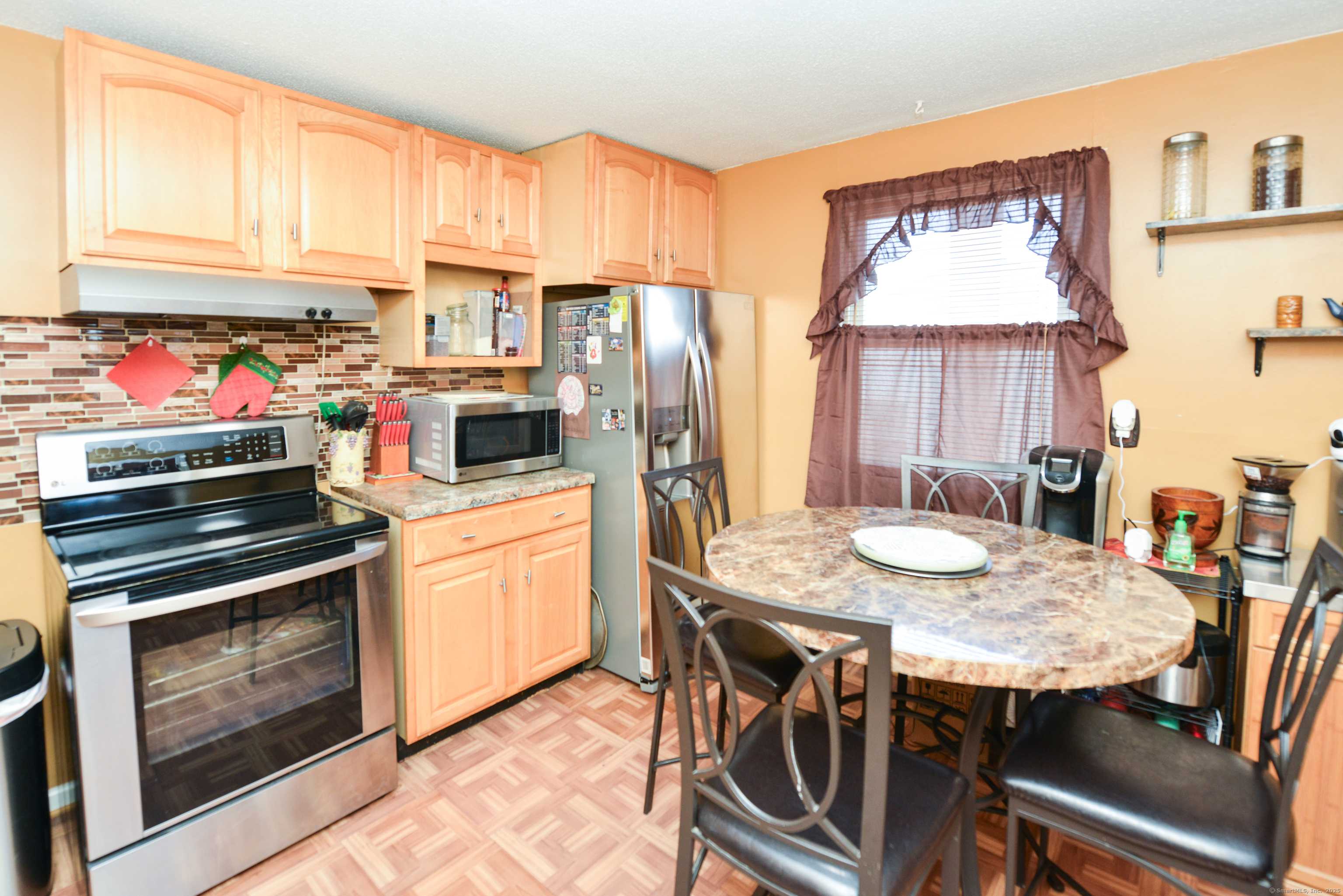 New Britain, CT 06053,61 Kenyon Circle