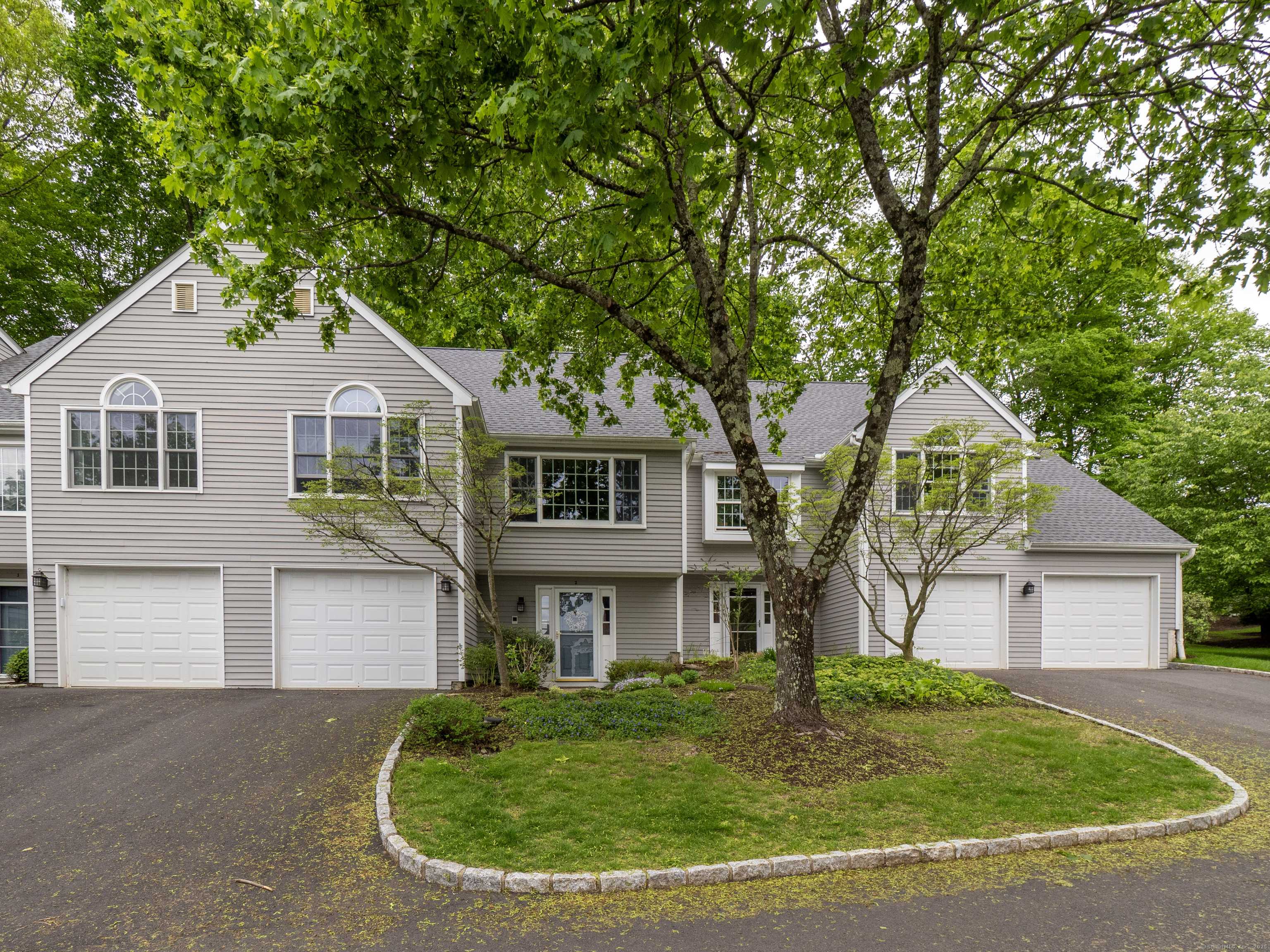 Ridgefield, CT 06877,120 Prospect Street #APT 2