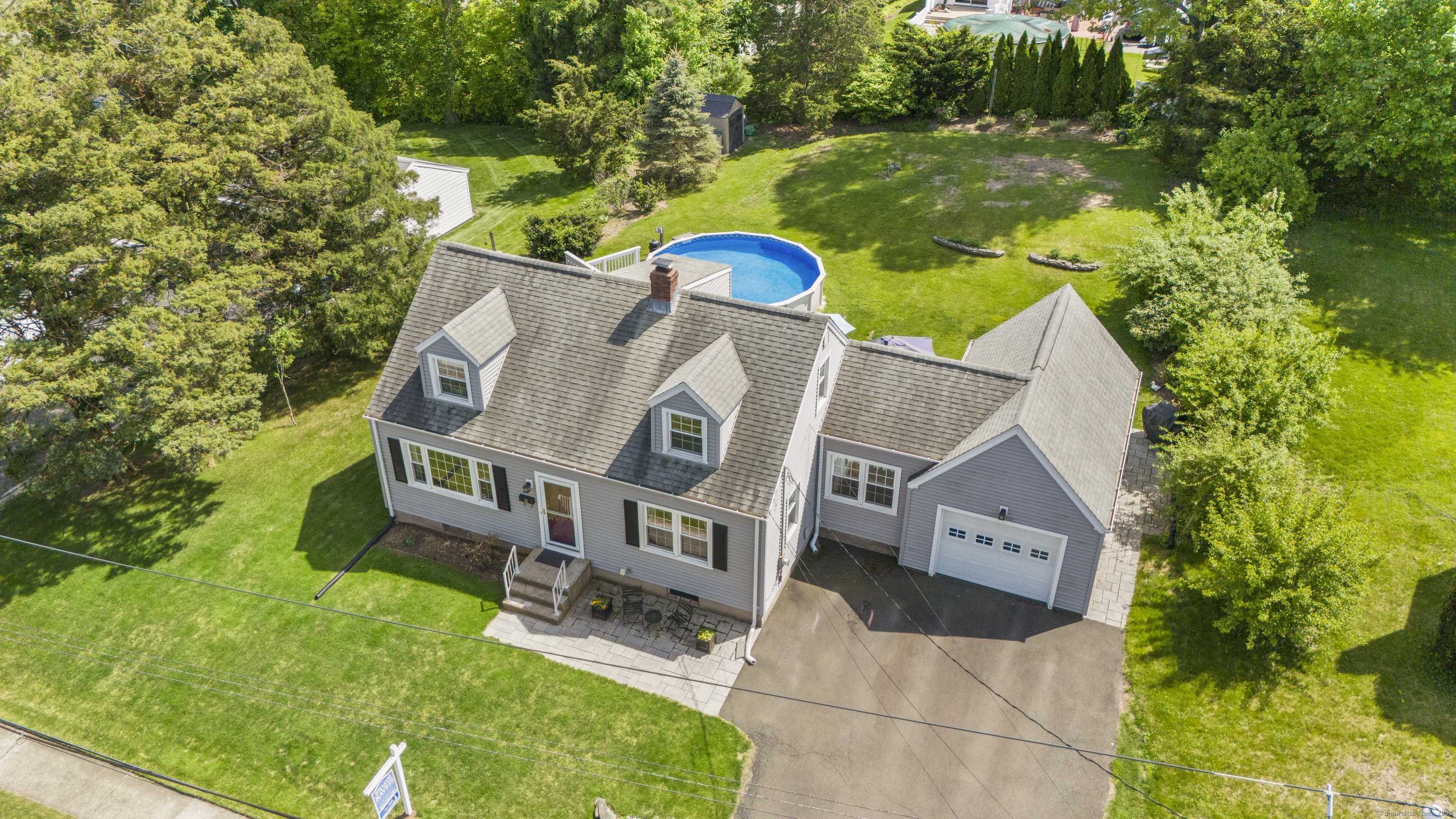 26 Knob Hill Drive, Hamden, CT 06518