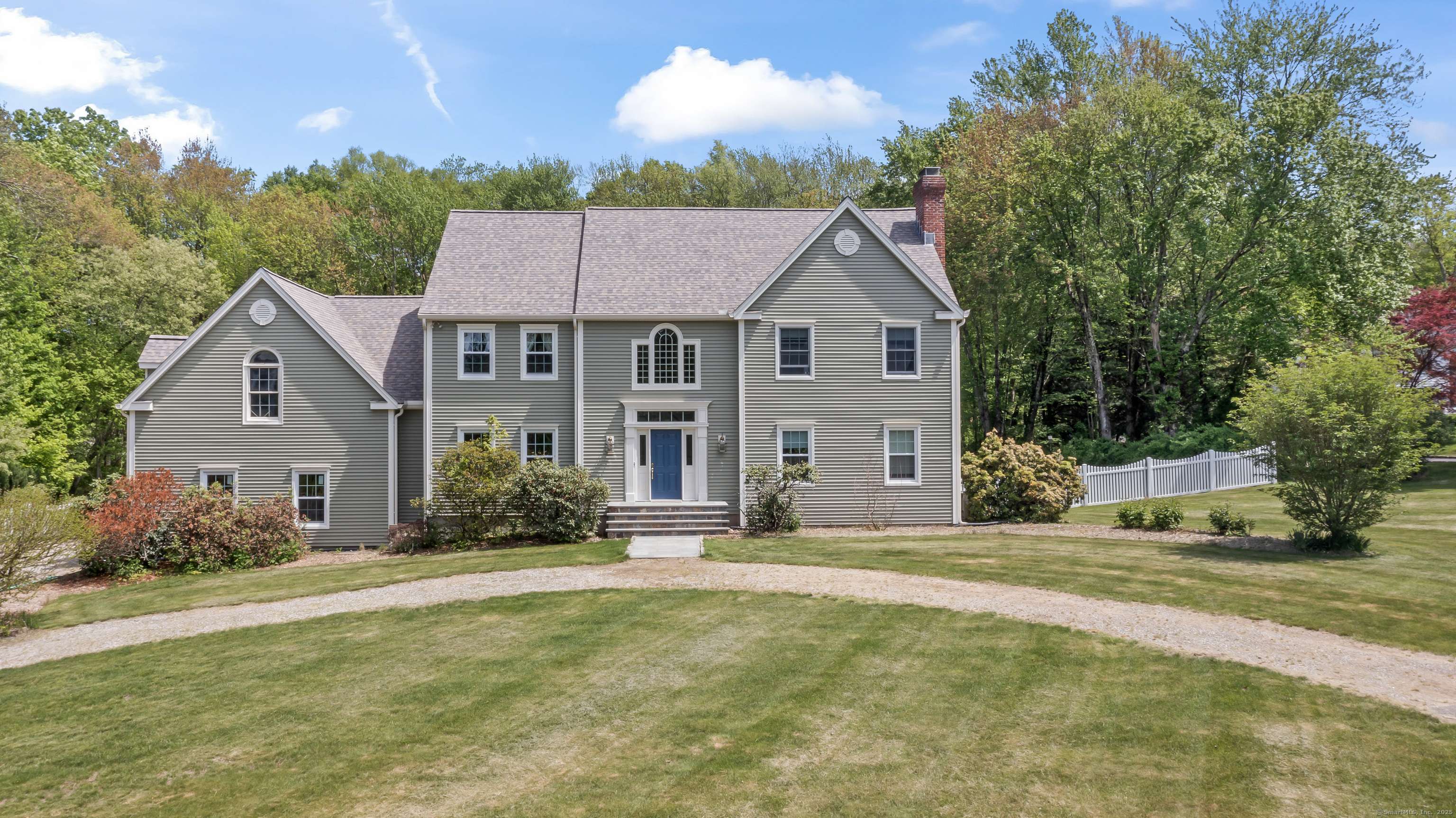 1 Dover Circle, Newtown, CT 06470