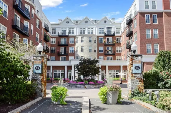 West Hartford, CT 06107,85 Memorial Road #APT 302