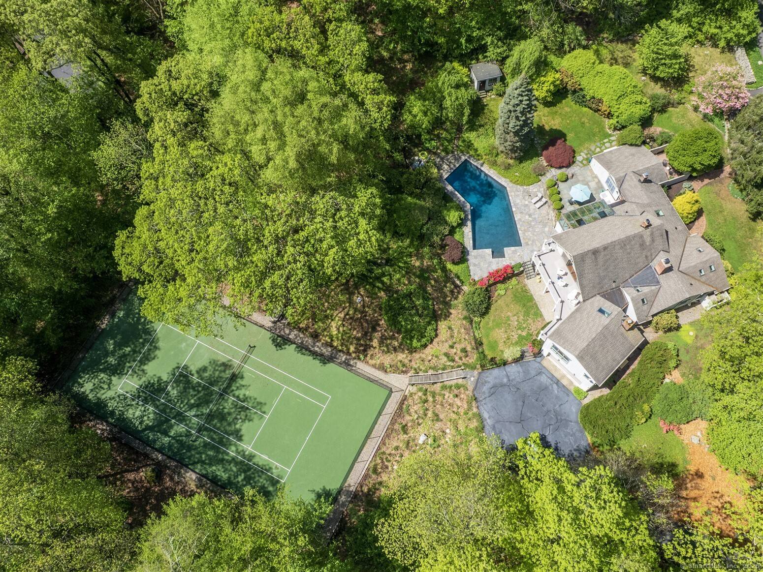 Weston, CT 06883,18 Calvin Road