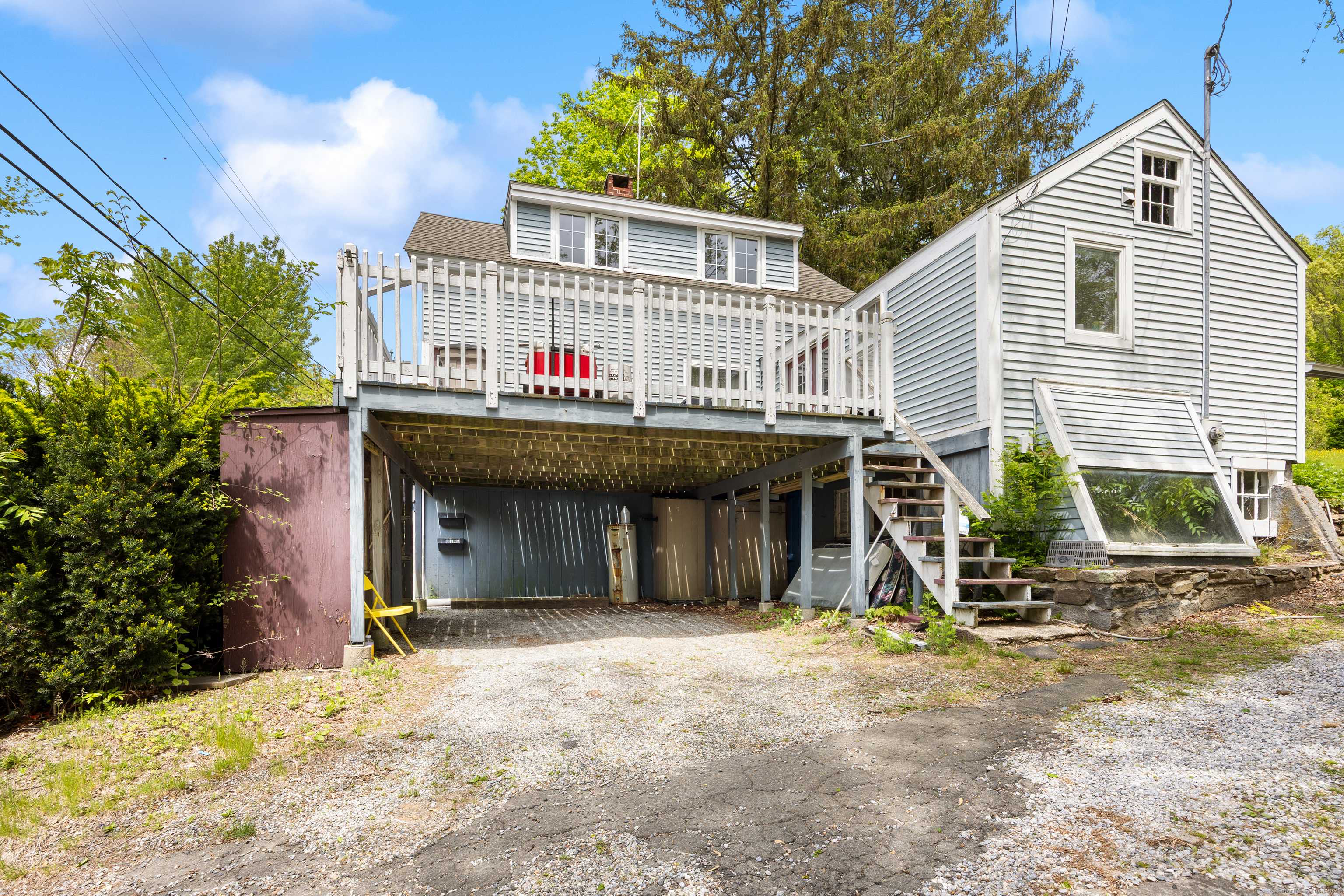 16 Winter Avenue, Deep River, CT 06417