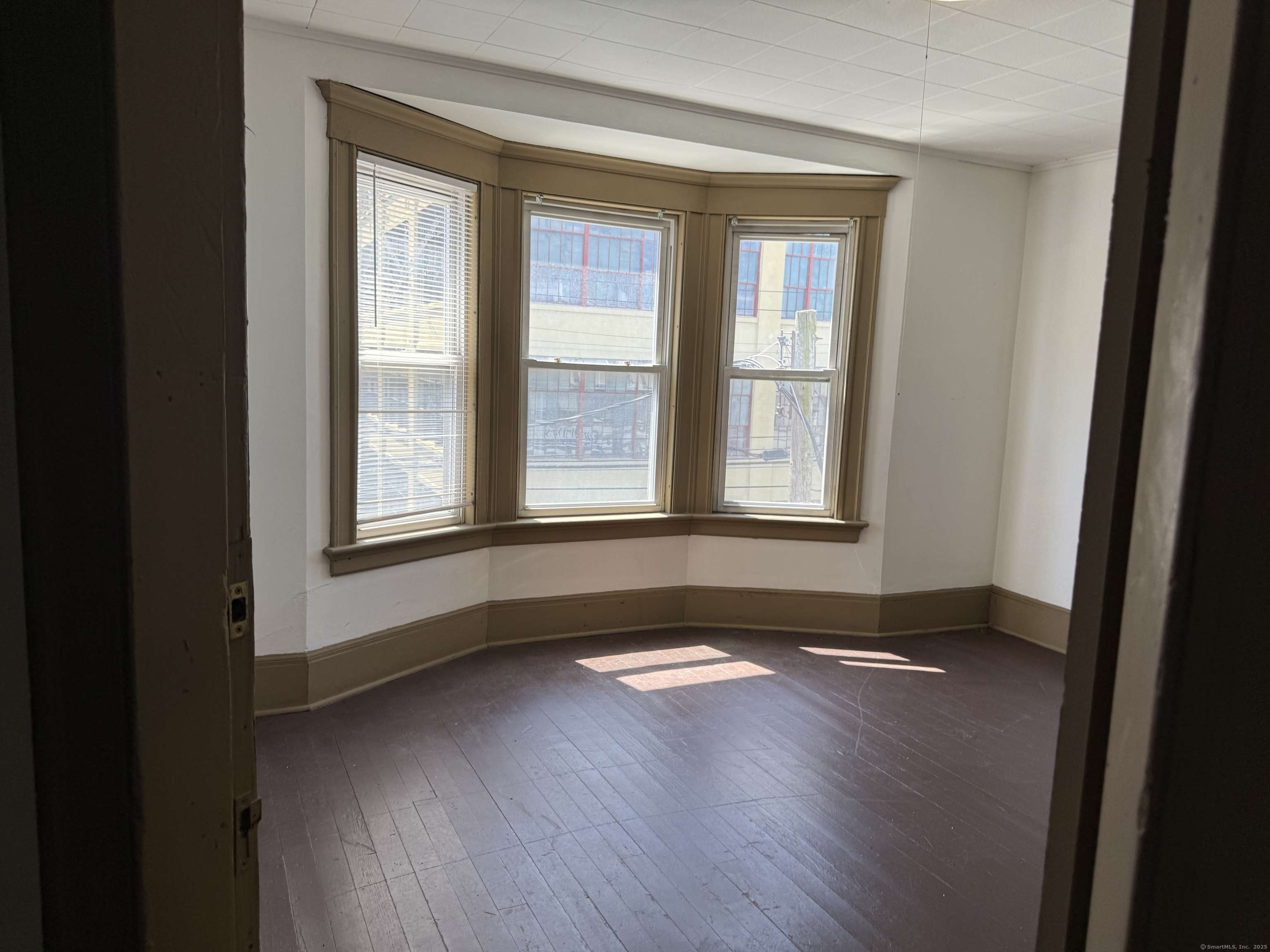 Bridgeport, CT 06608,483 Barnum Avenue