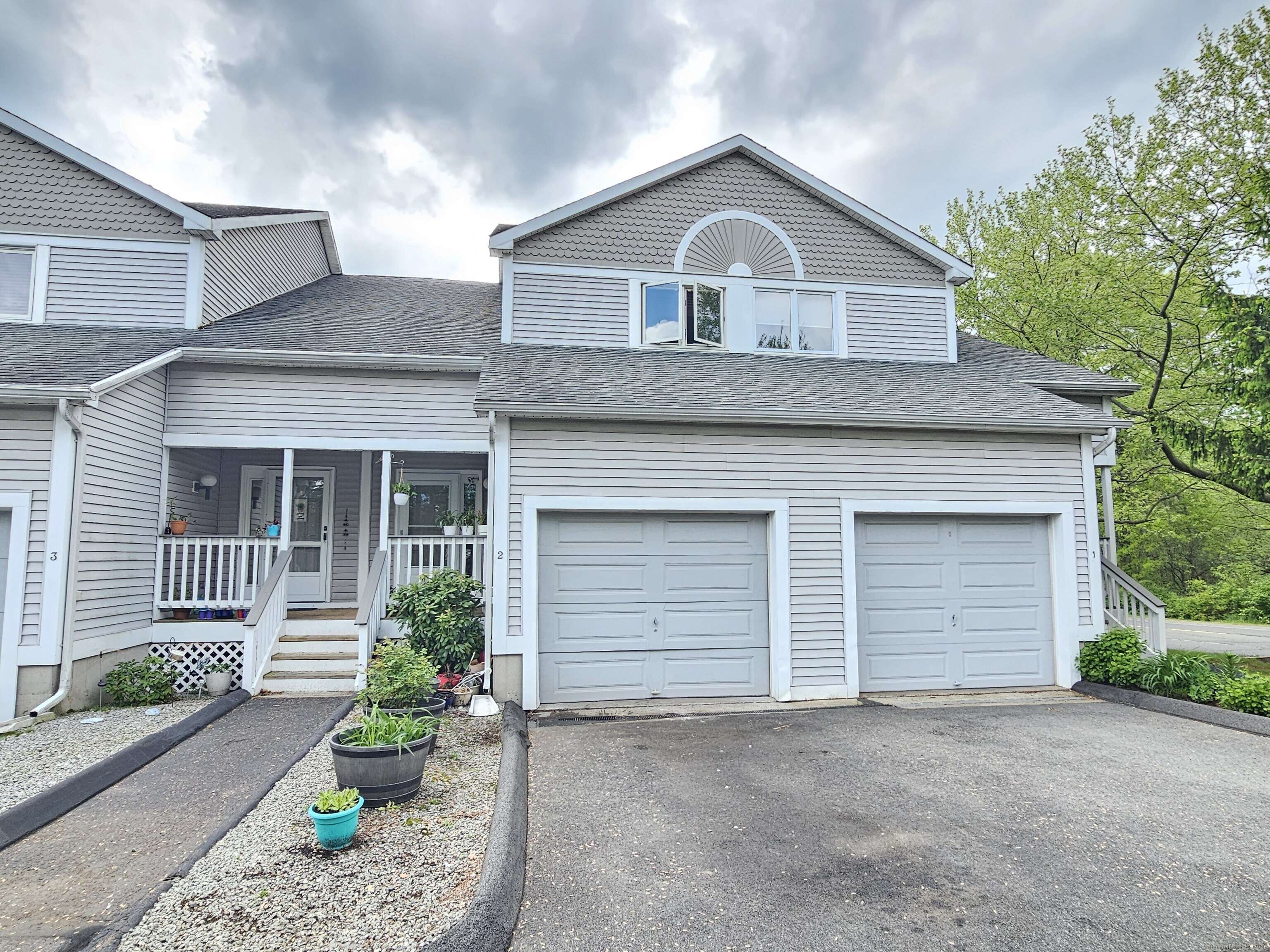 675 Newfield Street #APT 2, Middletown, CT 06457