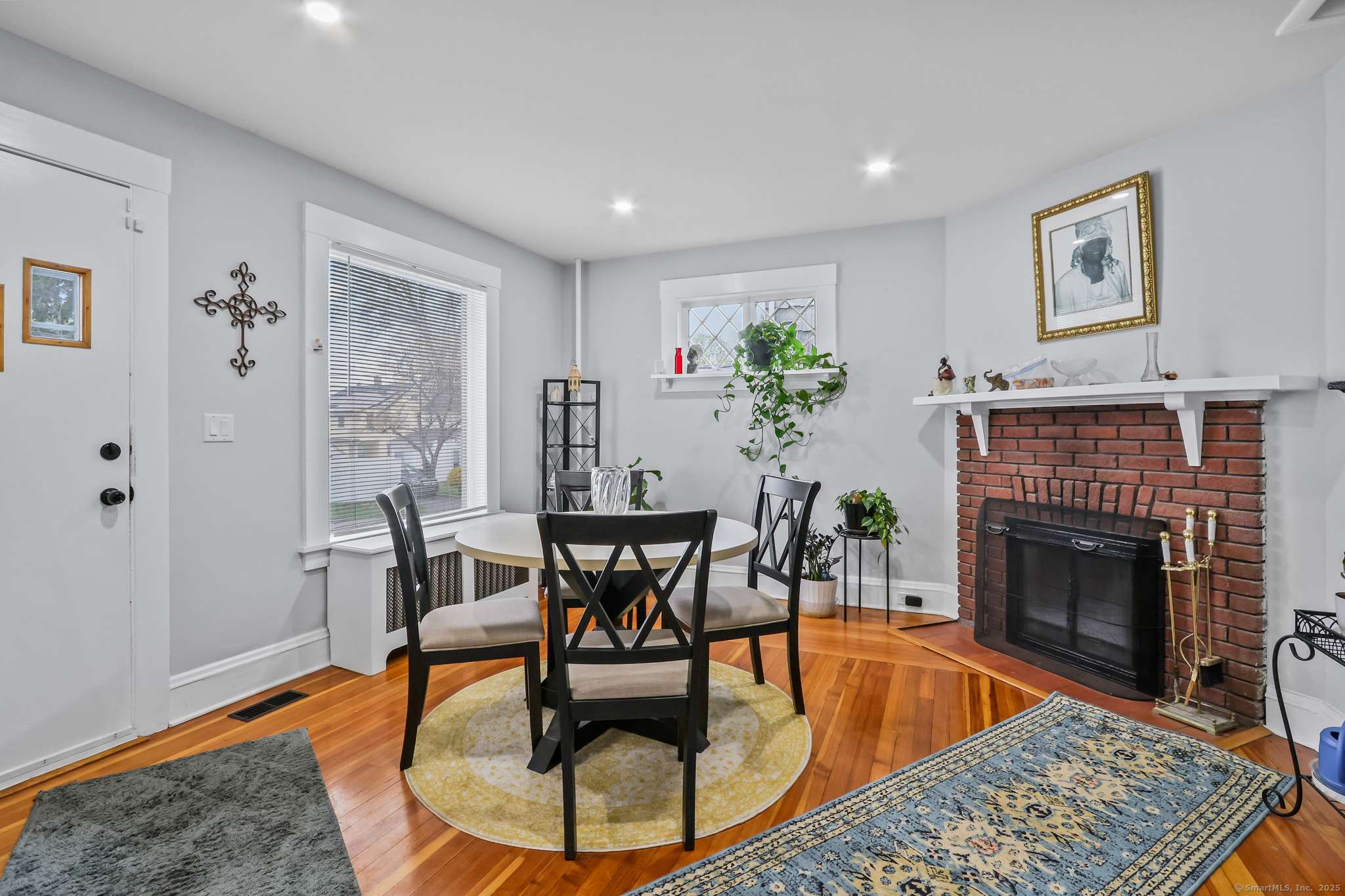 Bridgeport, CT 06606,18 Victory Street