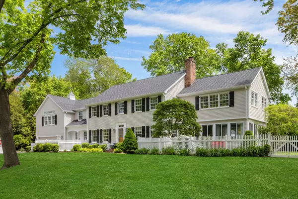 16 Lighthouse Way, Darien, CT 06820