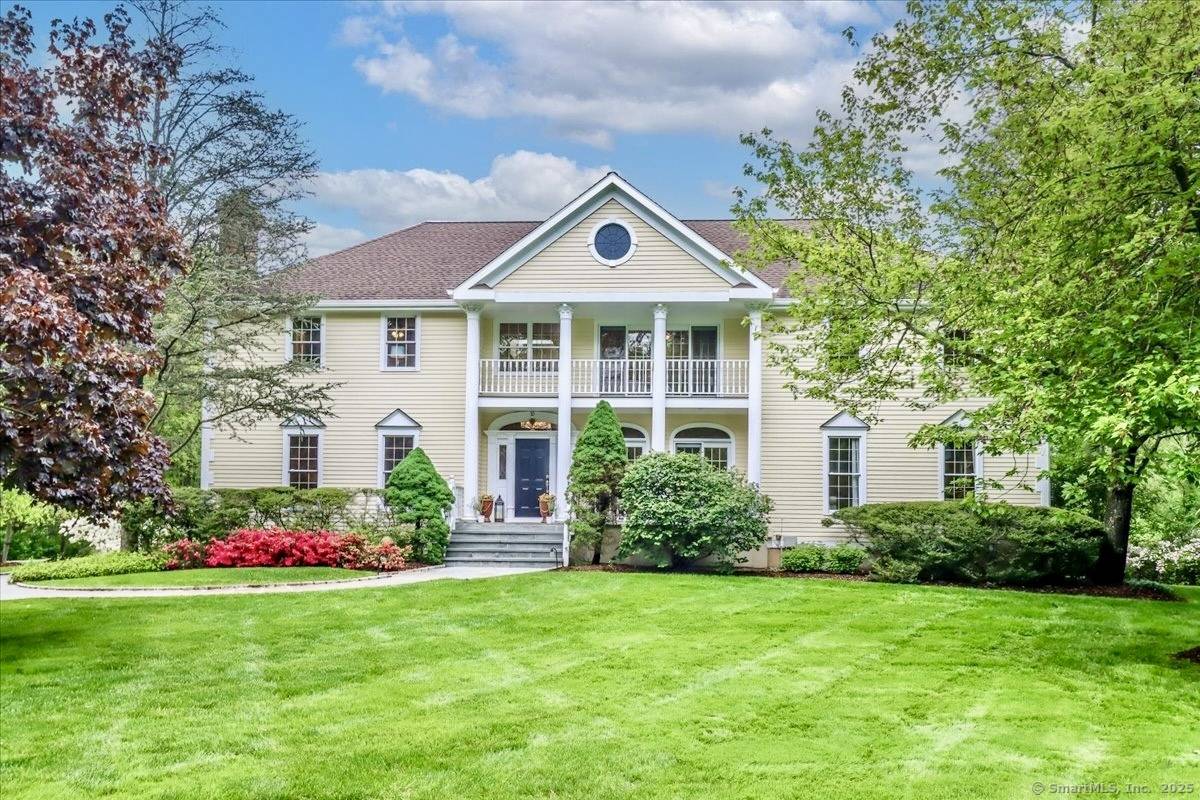10 Woods End Drive, Wilton, CT 06897
