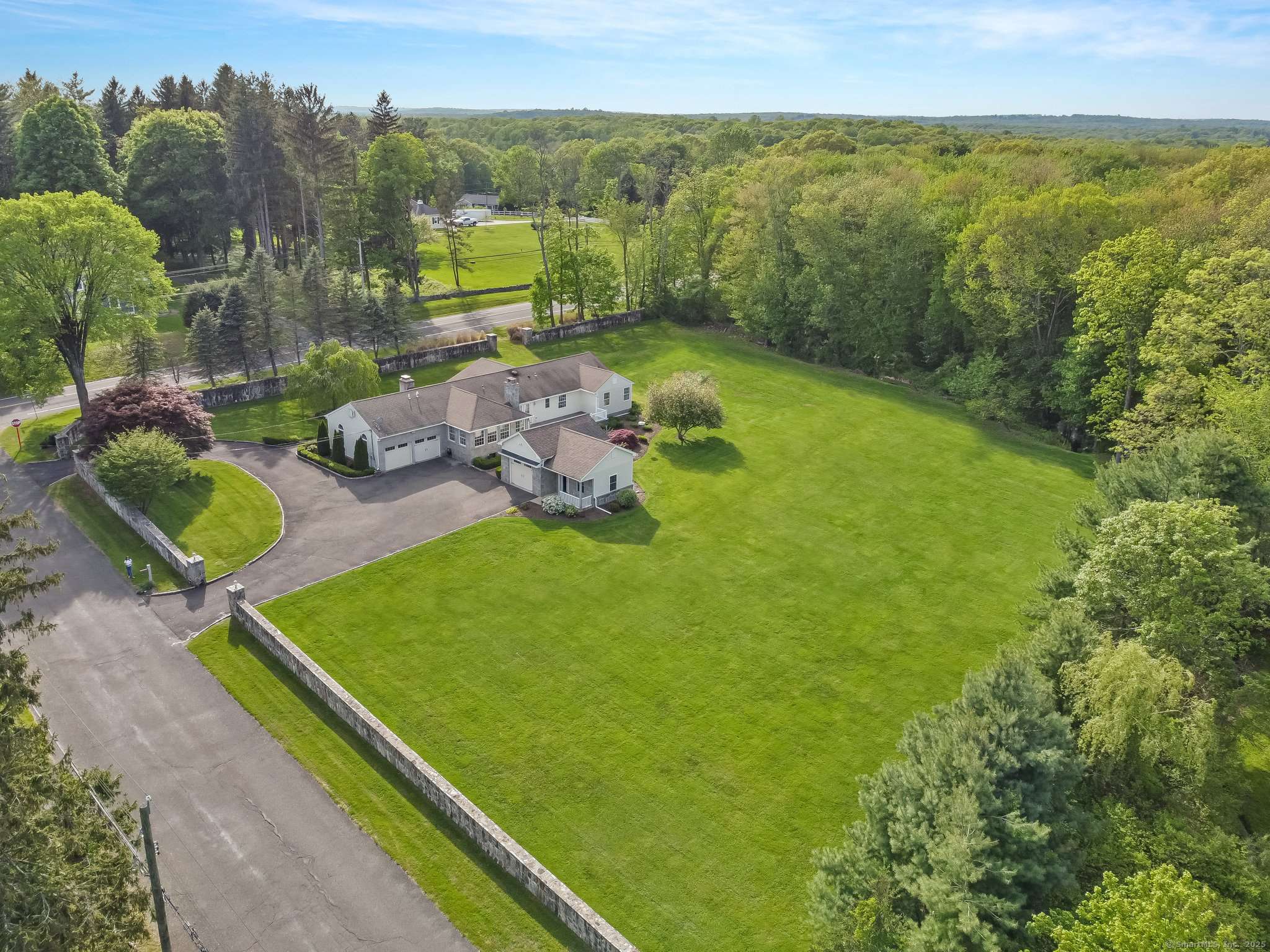 762 Sport Hill Road, Easton, CT 06612