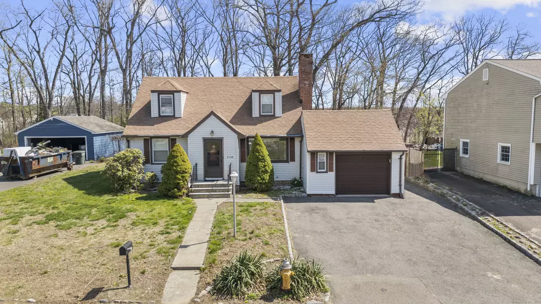 186 Anton Drive, Bridgeport, CT 06606