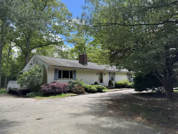 492 Providence New London Turnpike, North Stonington, CT 06359