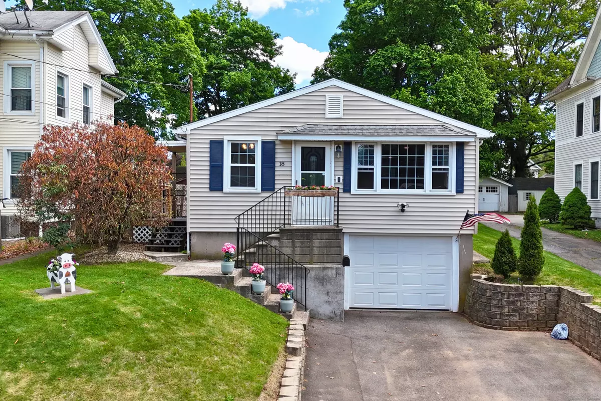 Wallingford, CT 06492,18 Simpson Avenue