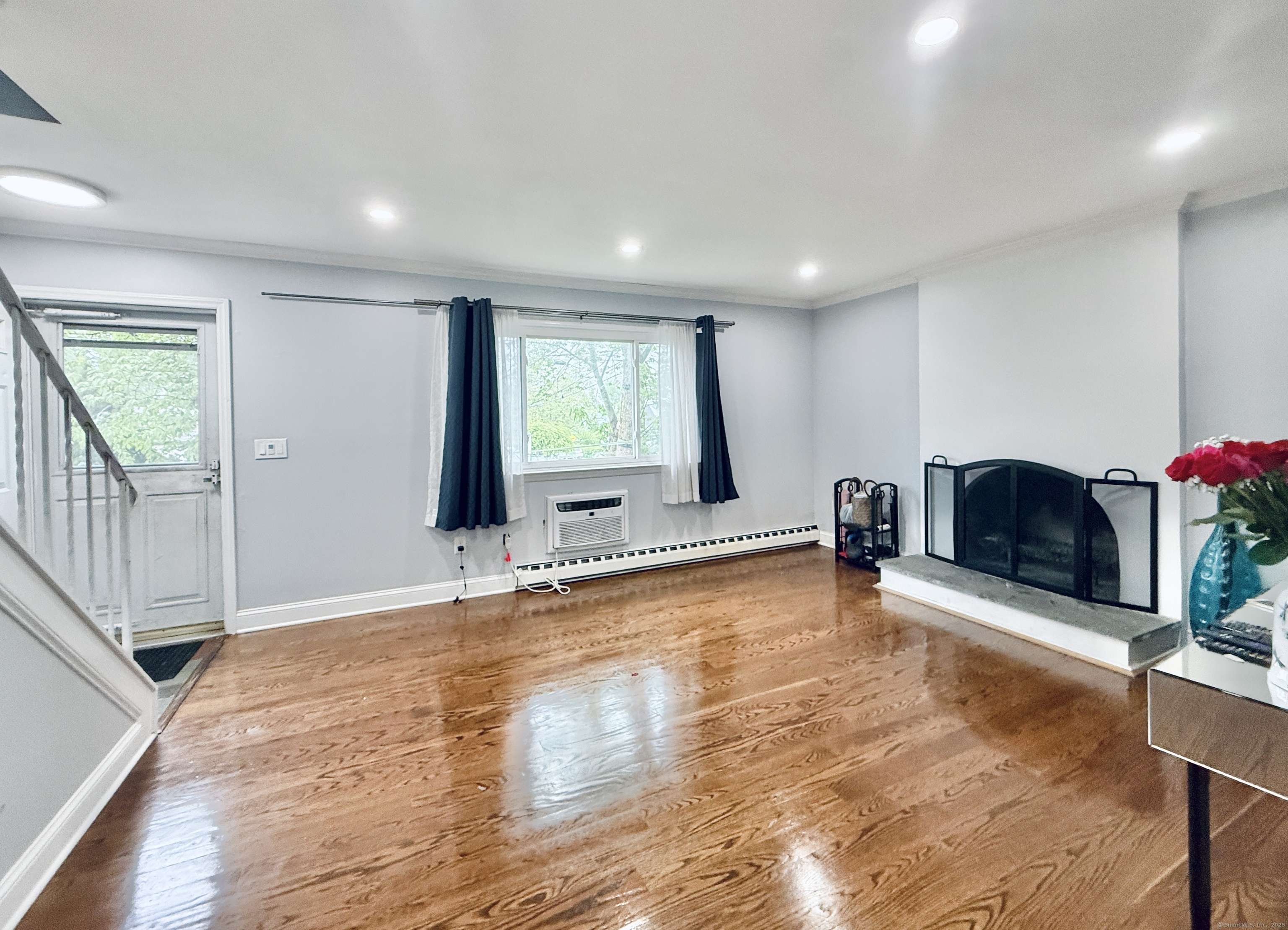 Stamford, CT 06902,22 Palmer Avenue