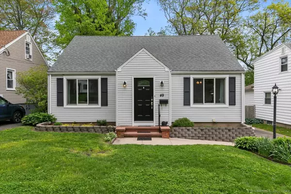 49 Hillside Avenue, West Haven, CT 06516