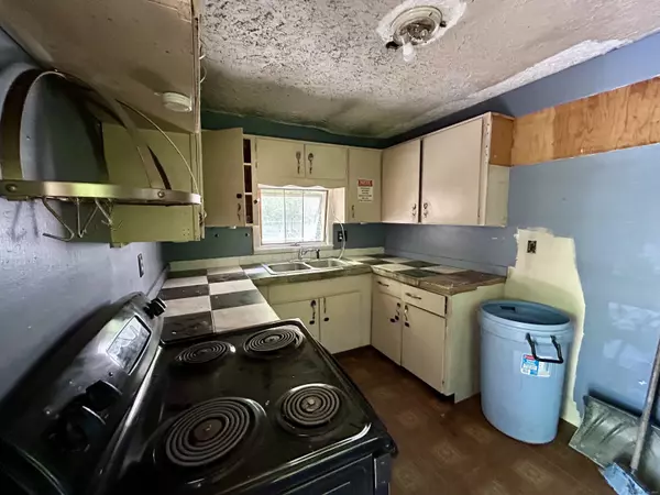 Norfolk, CT 06058,16 River Place