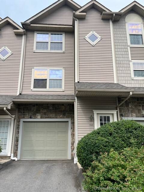 New London, CT 06320,19 Hawthorne Drive #166