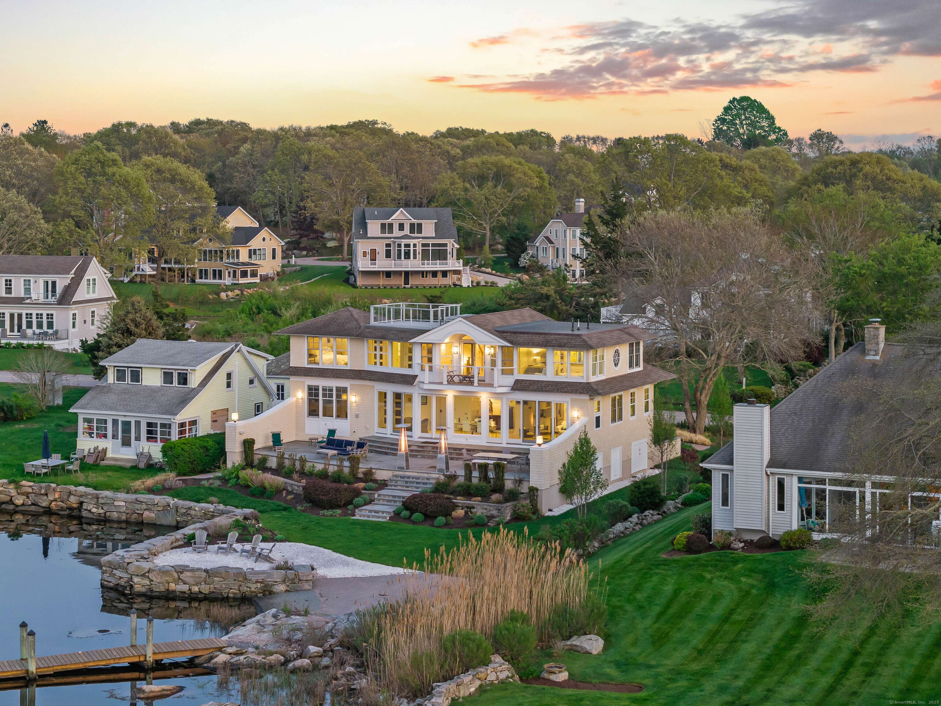 52 Old North Road, Stonington, CT 06355