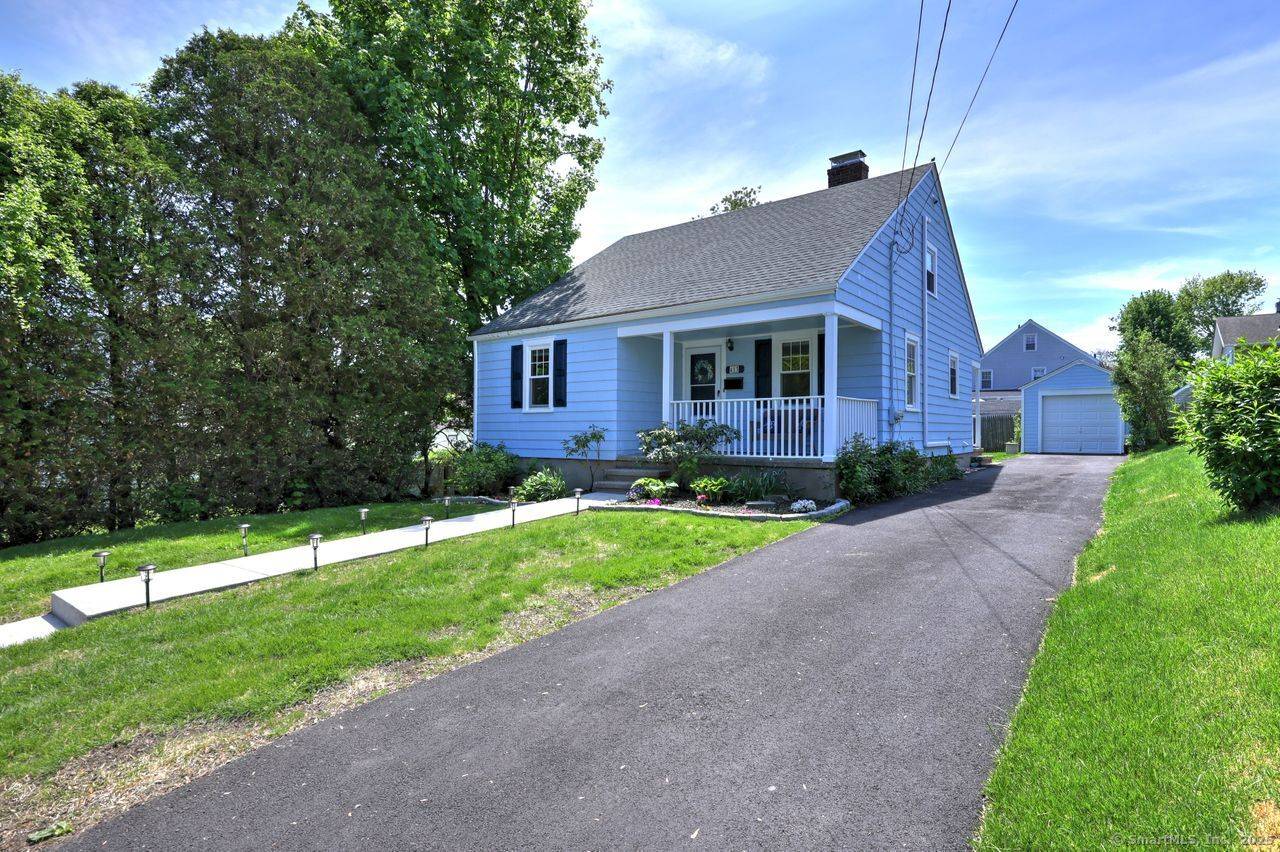 413 Wilcoxson Avenue, Stratford, CT 06614