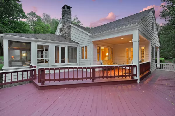 Newtown, CT 06470,7 Old Bethel Road