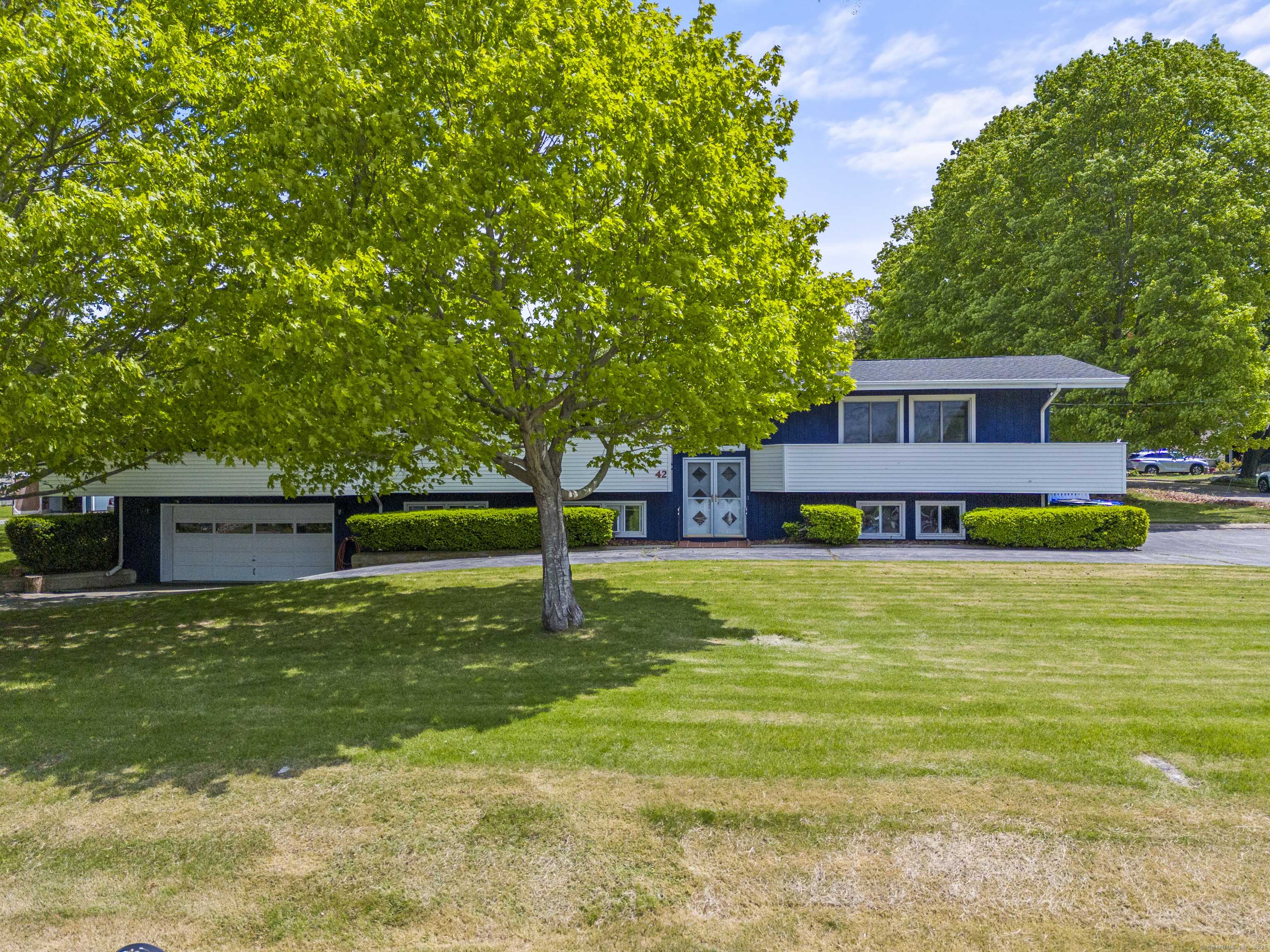 Waterford, CT 06385,42 Millstone Road West