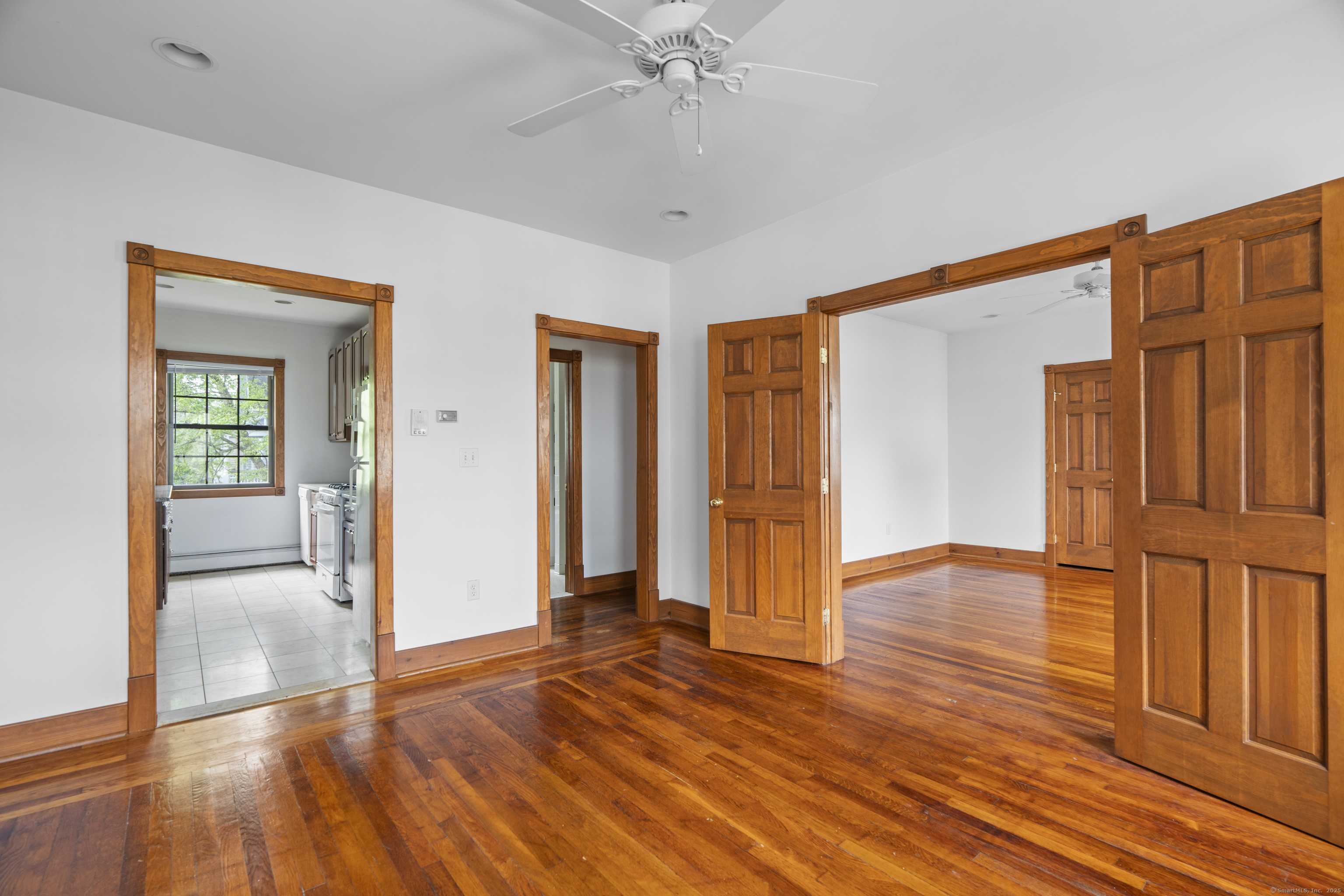 New Haven, CT 06511,623 Whitney Avenue