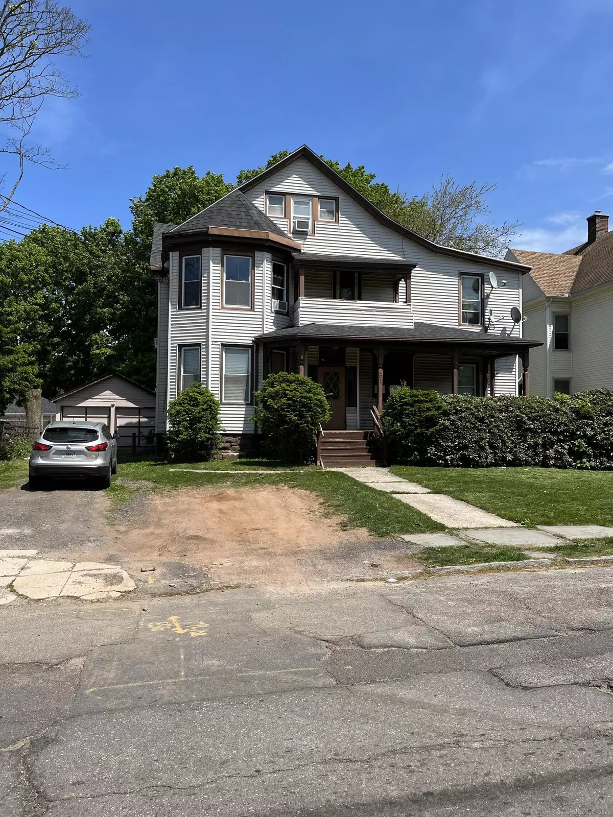 Meriden, CT 06450,51 Griswold Street