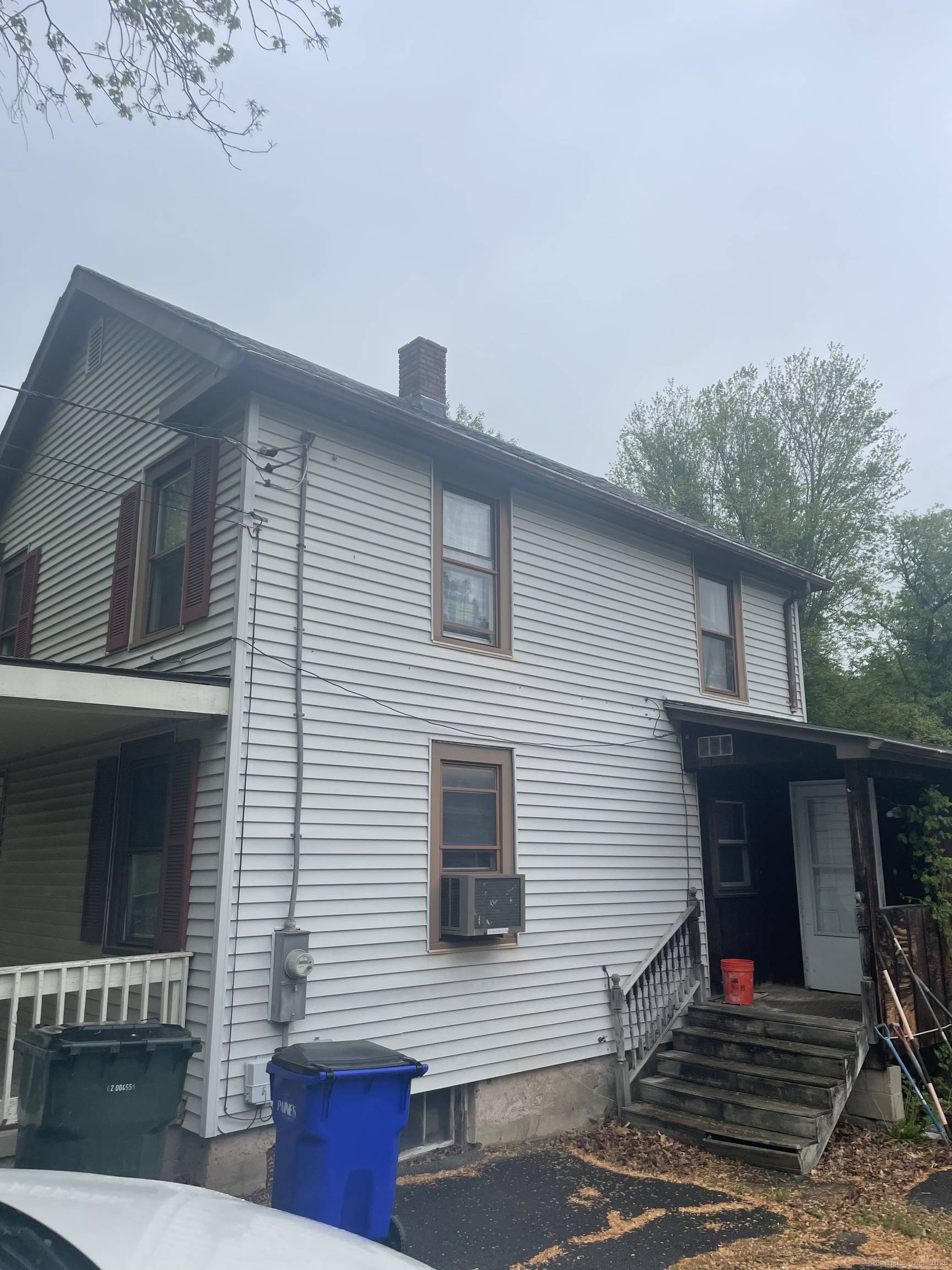 Windsor Locks, CT 06096,136 South Center Street