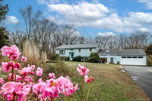 31 Branch Hill Road, Preston, CT 06365