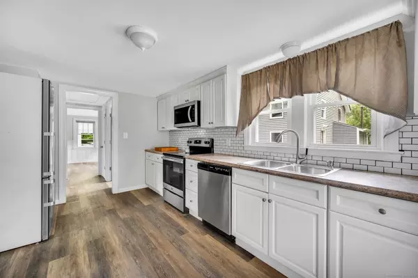 Coventry, CT 06238,48 Lakeview Drive
