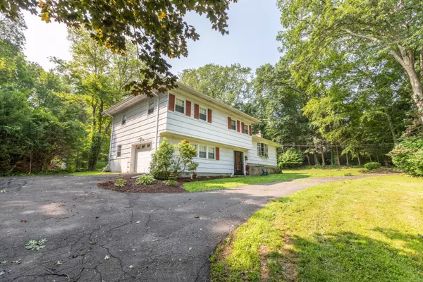 Oxford, CT 06478,89 Old Church Road