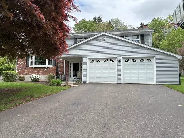 207 Pheasant Drive, Rocky Hill, CT 06067