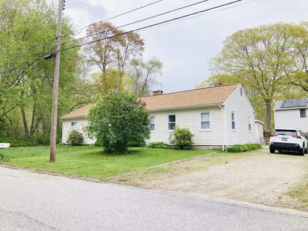 East Lyme, CT 06357,67 South Beechwood Road