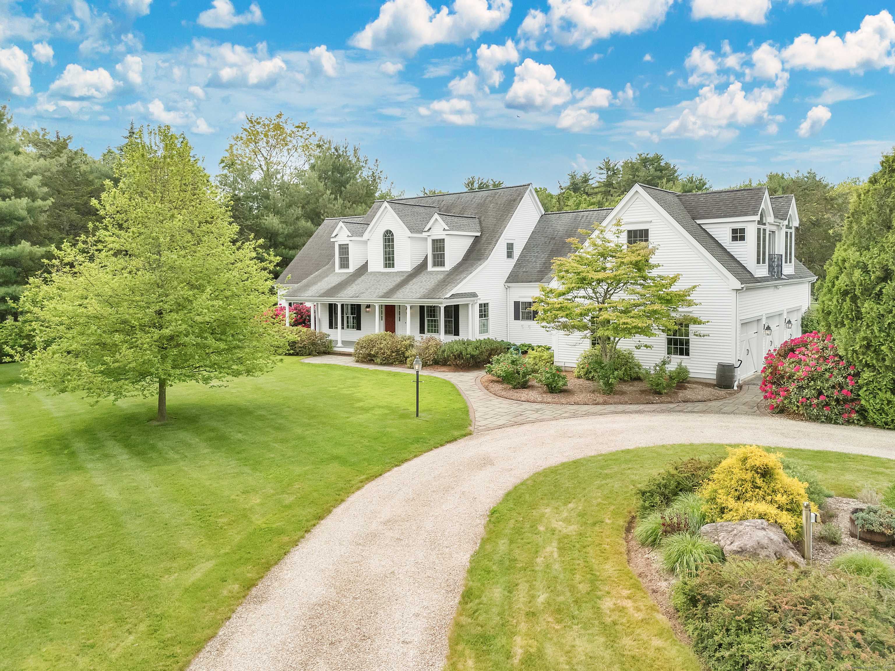 207 Great Pond Road, Simsbury, CT 06070